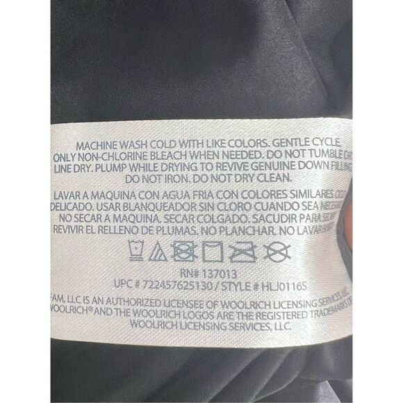 Woolrich Women's High Neck Full Zip Diamond Quilt Down Vest Black Size M - Picture 5 of 5